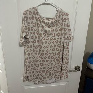 Oddy pink and white leopard print blouse with open back